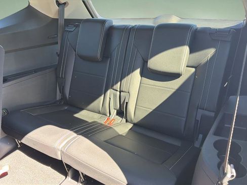 Used 2022 Volkswagen Atlas SE image 17