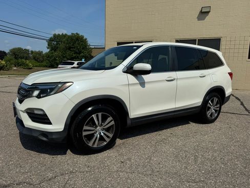 Used 2017 Honda Pilot EX-L image 4