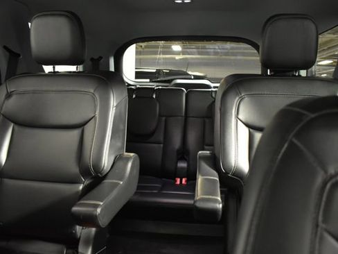 Used 2023 Ford Explorer XLT w/ Equipment Group 202A AWD/4WD image 26