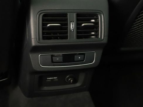 Certified 2023 Audi Q5 2.0T Premium w/ Convenience Package image 20