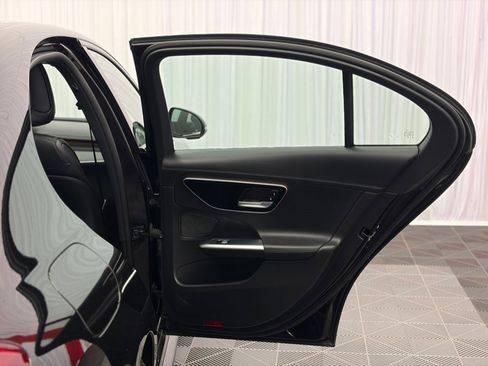 Used 2023 Mercedes-Benz C 300 4MATIC Sedan image 17