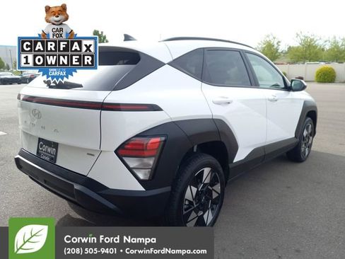 Used 2025 Hyundai Kona SEL AWD/4WD image 3