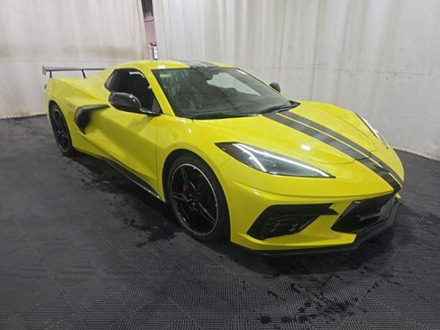 Used 2022 Chevrolet Corvette Stingray Preferred Conv w/ 2LT RWD image 3