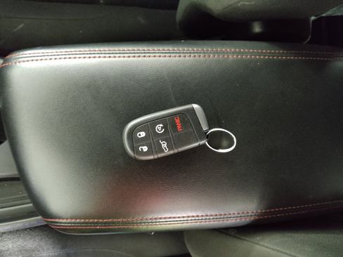 Used 2023 Dodge Durango GT RWD image 32
