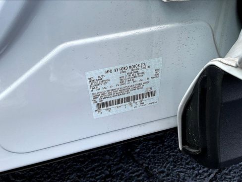 Used 2023 Ford Edge SEL image 36