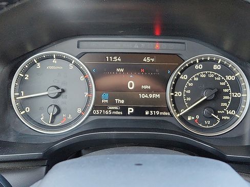 Used 2024 Mitsubishi Outlander image 10