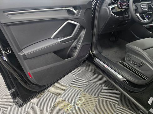 New 2025 Audi Q3 2.0T Premium image 22
