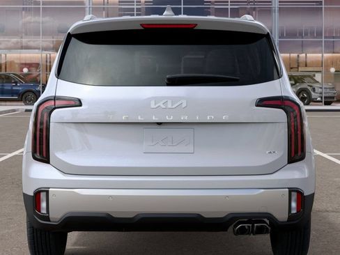 Used 2025 Kia Telluride EX AWD/4WD image 13