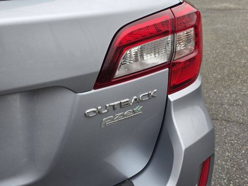 Used 2016 Subaru Outback 2.5i Premium AWD/4WD image 15