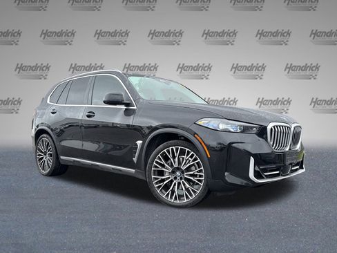 Certified 2024 BMW X5 xDrive40i w/ Premium Package image 2