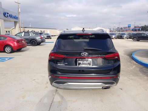 Used 2022 Hyundai Santa Fe SEL w/ Convenience Package image 6