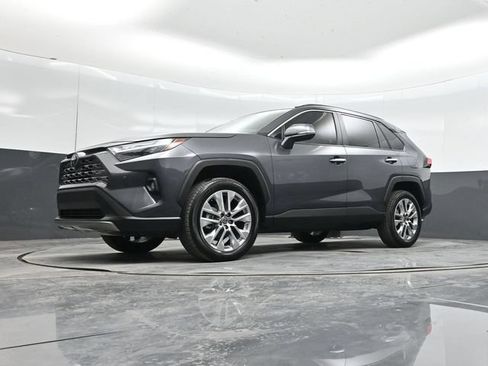 Used 2025 Toyota RAV4 Limited FWD image 57