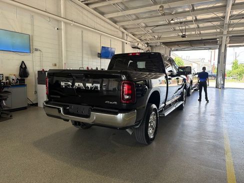 Used 2026 RAM 2500 Big Horn AWD/4WD image 3