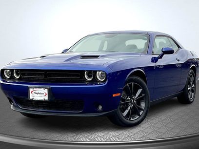 Used 2020 Dodge Challenger SXT w/ Driver Convenience Group