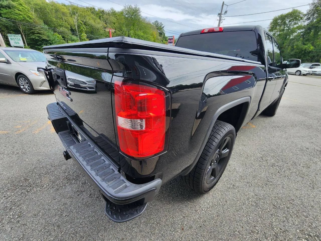 Used 2019 GMC Sierra 1500 Limited w/ Elevation Edition AWD/4WD image 5