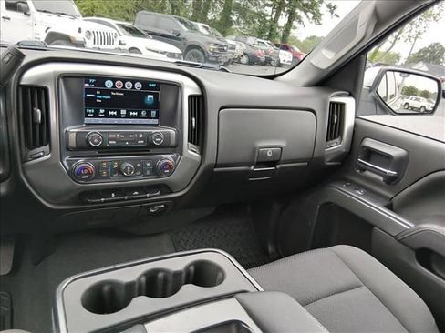 Used 2018 Chevrolet Silverado 1500 LT w/ All Star Edition RWD image 12