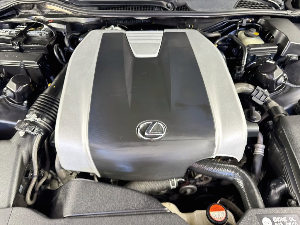 Used 2016 Lexus GS 350 w/ Luxury Package RWD image 39