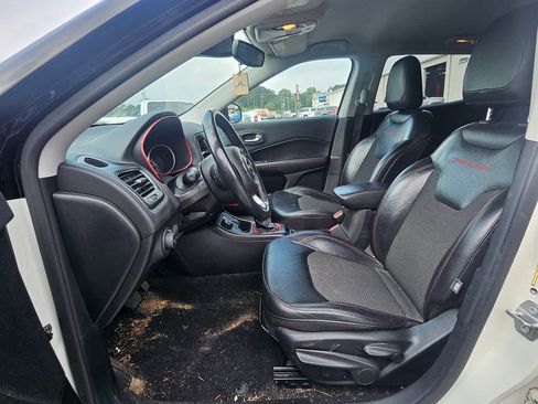 Used 2019 Jeep Compass Trailhawk AWD/4WD image 20