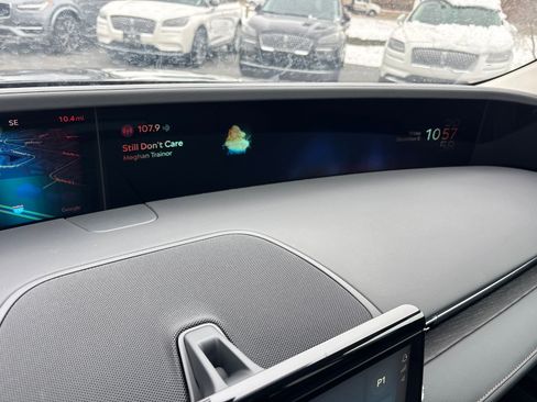 New 2026 Lincoln Nautilus Reserve image 21