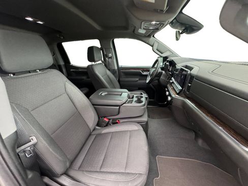 Certified 2025 GMC Sierra 1500 Elevation RWD image 15