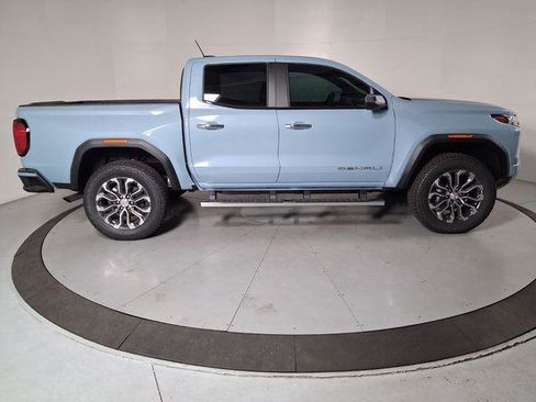 New 2026 GMC Canyon Denali image 3