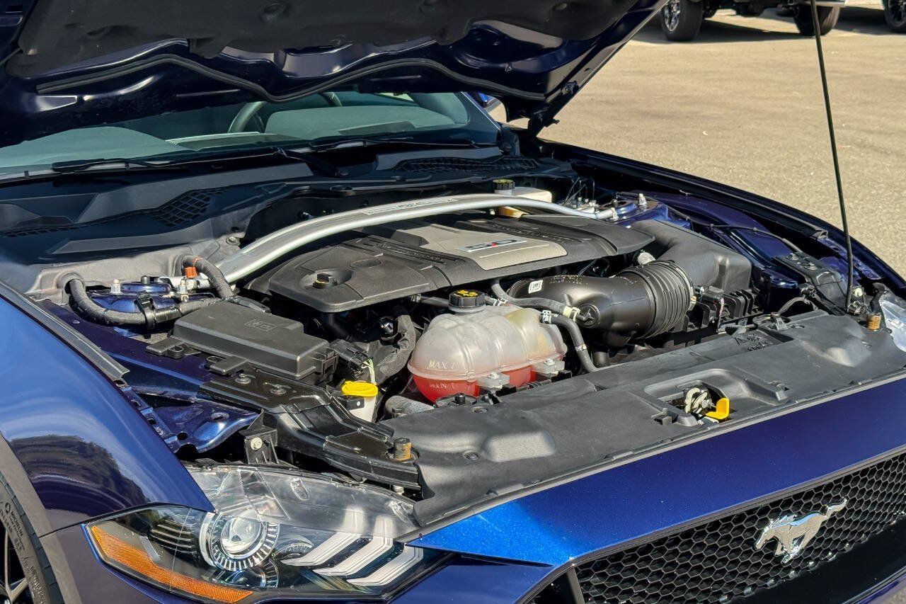 Used 2020 Ford Mustang GT w/ GT Performance Package RWD image 12