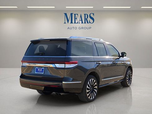 Used 2023 Lincoln Navigator Black Label image 5
