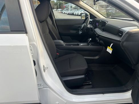 New 2026 Nissan Kicks S image 13