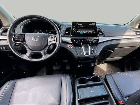 Used 2025 Honda Odyssey EX-L image 16