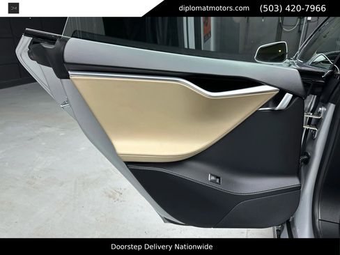 Used 2015 Tesla Model S P85D image 27