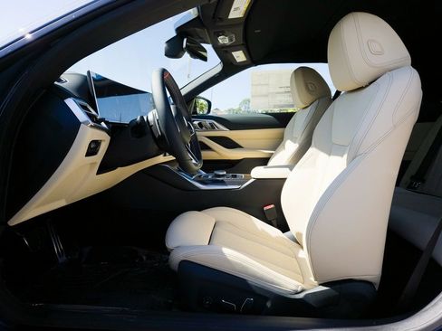 New 2026 BMW 440i xDrive Convertible image 7