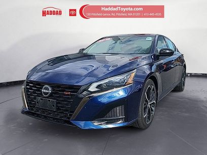 Used 2024 Nissan Altima 2.5 SR