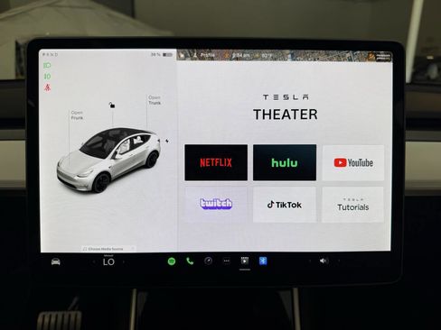Used 2021 Tesla Model Y Performance AWD/4WD image 17