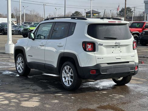 Used 2022 Jeep Renegade Latitude w/ Convenience Group image 6