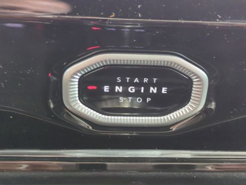 New 2026 Jeep Grand Cherokee Altitude image 31