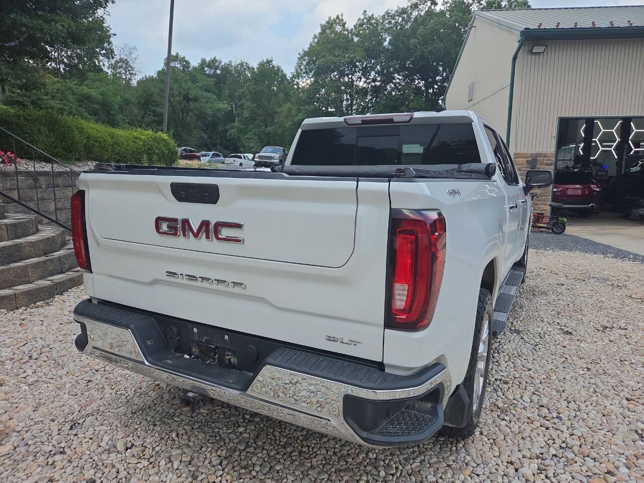 Used 2020 GMC Sierra 1500 SLT w/ SLT Premium Plus Package AWD/4WD image 8