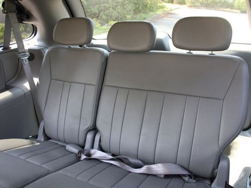 Used 2007 Dodge Grand Caravan SXT FWD image 15