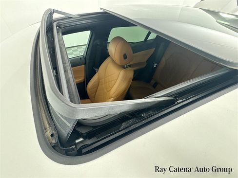 Used 2023 BMW X6 xDrive40i w/ M Sport Package image 23