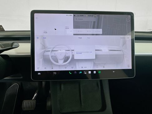 Used 2024 Tesla Model Y Long Range AWD/4WD image 22