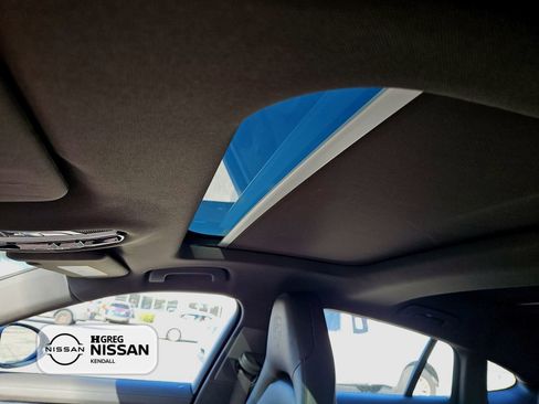 Used 2018 Porsche Panamera 4 w/ Premium Package Plus image 15