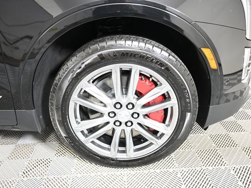 Used 2025 Cadillac XT5 Sportv w/ Technology Package AWD/4WD image 11