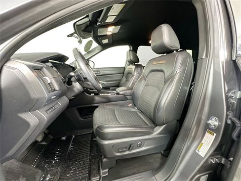 Used 2023 Nissan Pathfinder Rock Creek image 18