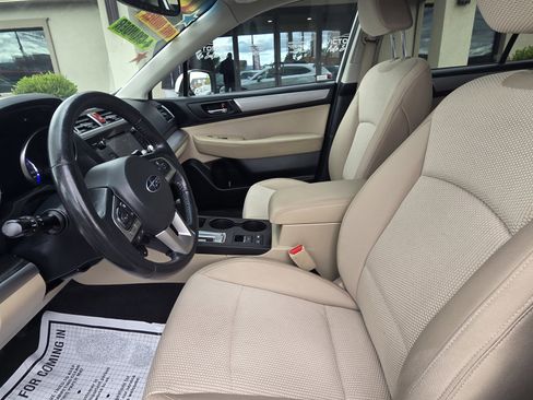 Used 2015 Subaru Outback 2.5i Premium AWD/4WD image 13