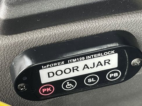 Used 2021 Ford Transit 350 XLT image 23