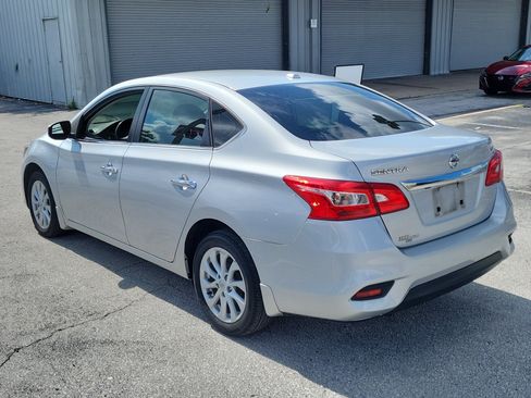 Certified 2019 Nissan Sentra SV FWD image 7