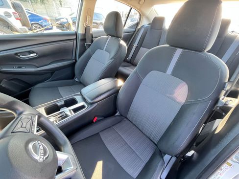 Used 2024 Nissan Sentra SV image 34