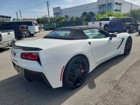 Used 2017 Chevrolet Corvette Stingray Convertible RWD image 5