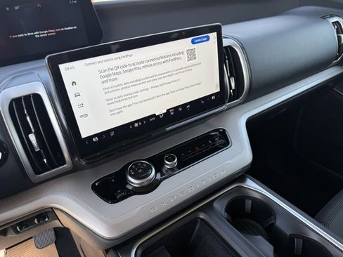 New 2025 Ford Expedition Max Active image 14