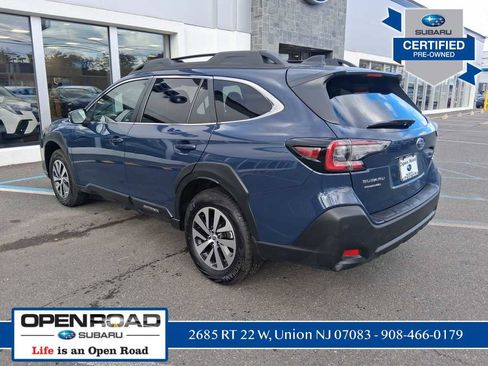 Certified 2025 Subaru Outback Premium image 6
