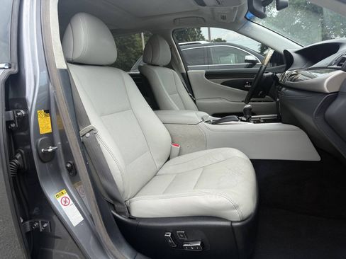 Used 2014 Lexus LS 460 L RWD image 14